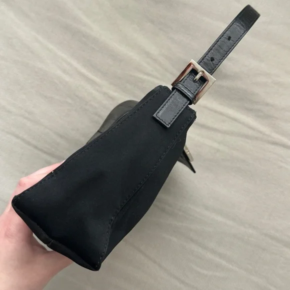 VINTAGE🖤FENDI🖤Neoprene and Leather Baguette Black Multi Pocket Bag - Picture 7 of 15